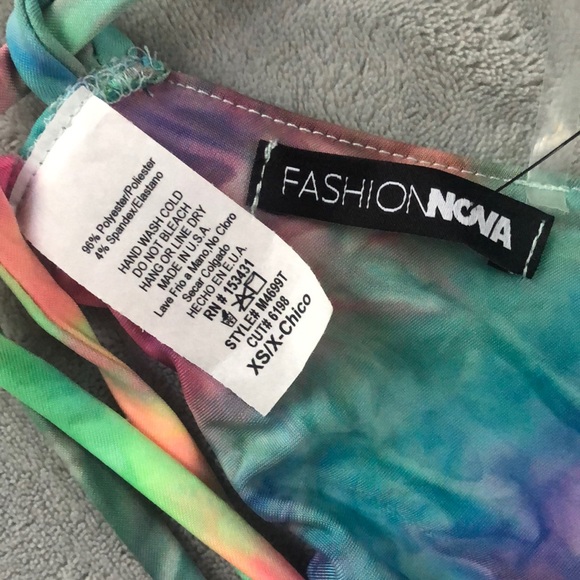 FASHION NOVA - tie dye crop - Picture 4 of 4
